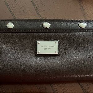 Genuine leather authentic brown Michael Kors wallet great for fall lots cc
